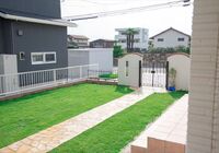 門から玄関までのアプローチ